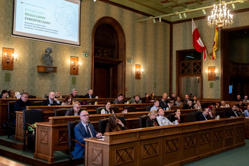 Sesja Rady Miejskiej Wrocławia, 20.10.2025