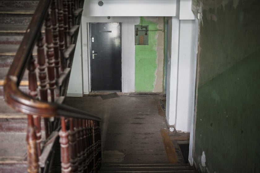 Prądzyńskiego 20a w trackie remontu elewacji, 24 października 2025