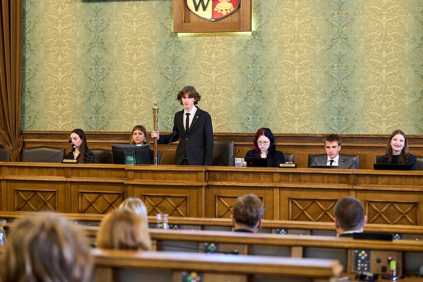 Pierwsza sesja VIII kadencji Młodzieżowej Rady Miasta Wrocławia - 23.10.2025