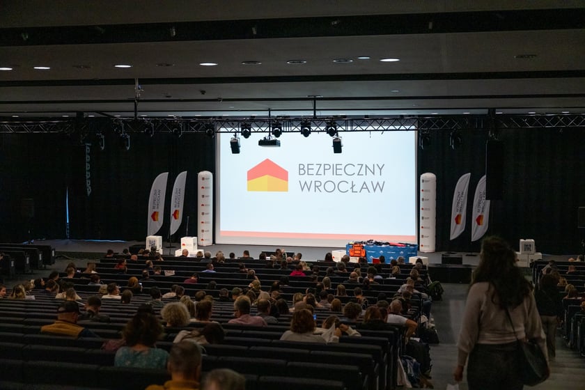 Pierwsze ze szkoleń dla mieszkańc&oacute;w Wrocławia z zakresu obrony cywilnej