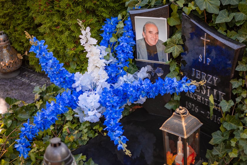 Popołudnie 1 listopada 2025 na cmentarzu Grabiszyńskim