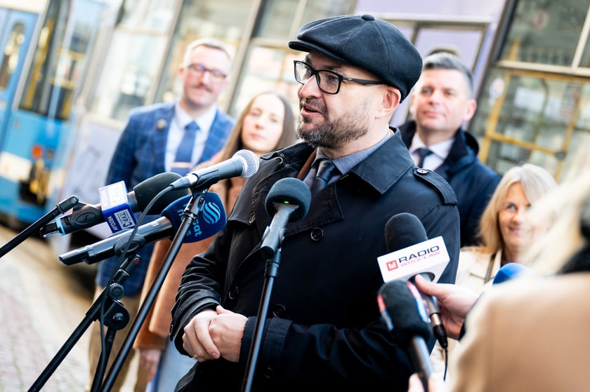 Witold Woźny, początek kampanii Złoty Wąs 2025, 4 listopada