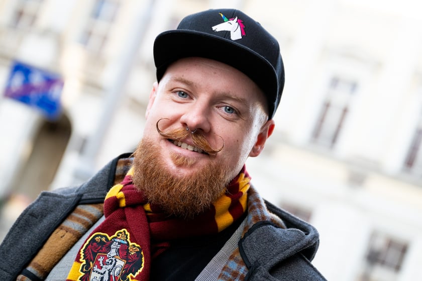 Początek kampanii Złoty Wąs 2025, 4 listopada