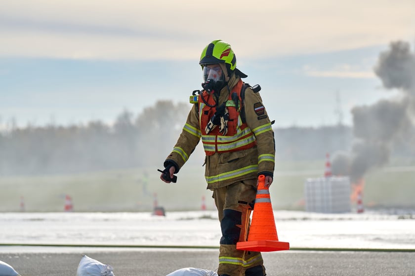 Ćwiczenia służb na lotnisku we Wrocławiu, 5 listopada 2025