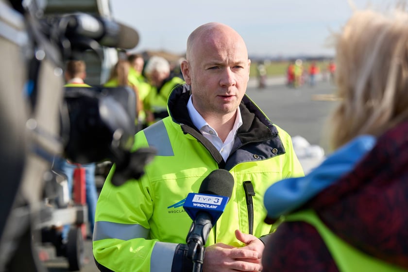 Ćwiczenia służb na lotnisku we Wrocławiu, 5 listopada 2025