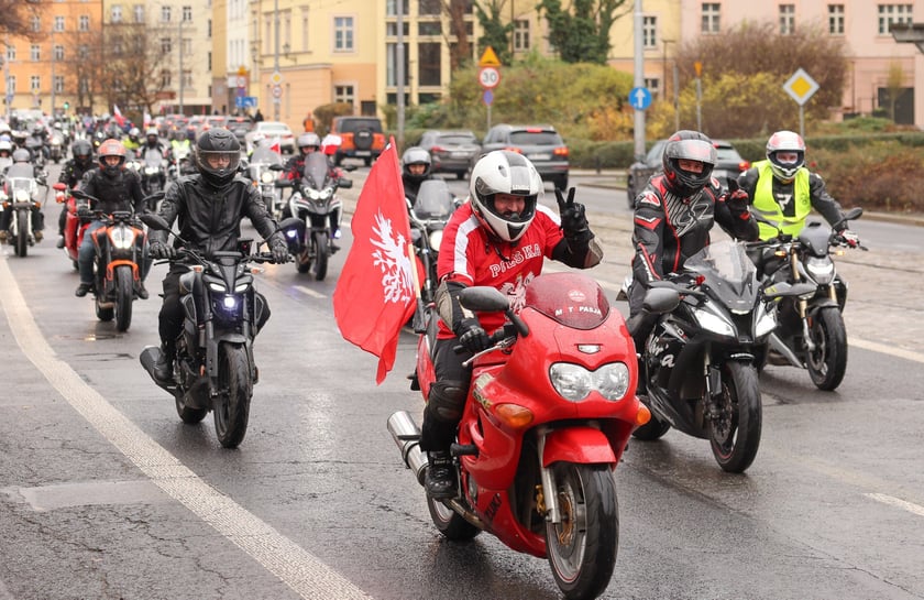 Kawalkada motocykli z okazji Święta Niepodległości we Wrocławiu, 11 listopada 2025