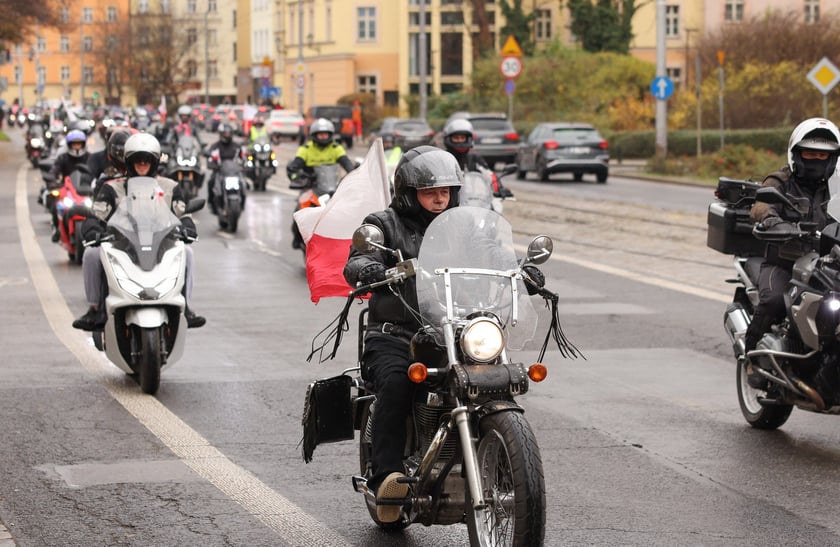 Kawalkada motocykli z okazji Święta Niepodległości we Wrocławiu, 11 listopada 2025