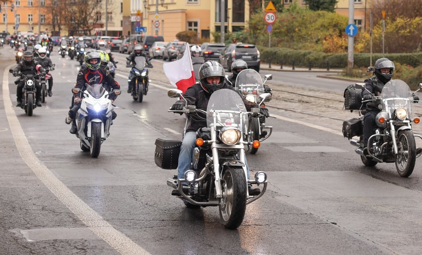 Kawalkada motocykli z okazji Święta Niepodległości we Wrocławiu, 11 listopada 2025