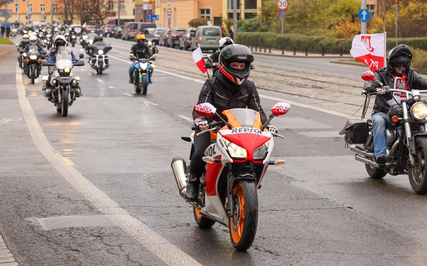 Kawalkada motocykli z okazji Święta Niepodległości we Wrocławiu, 11 listopada 2025