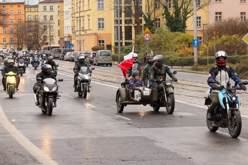 Kawalkada motocykli z okazji Święta Niepodległości we Wrocławiu, 11 listopada 2025