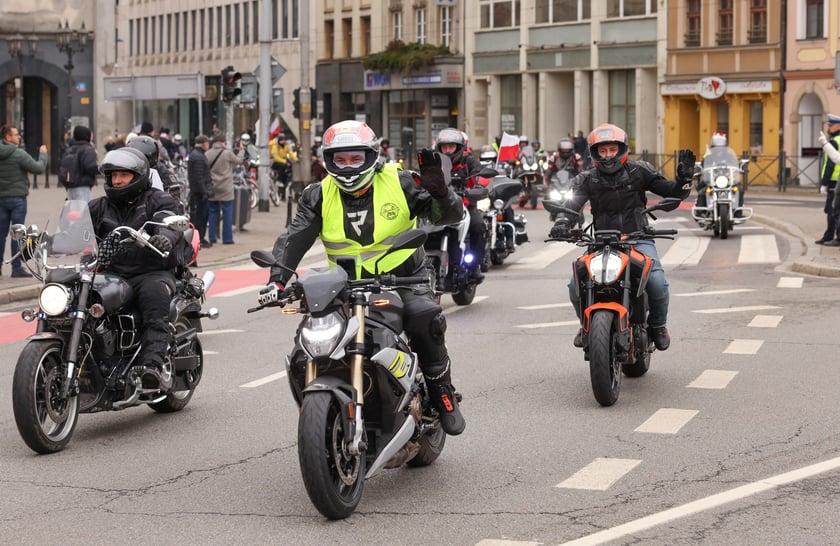 Kawalkada motocykli z okazji Święta Niepodległości we Wrocławiu, 11 listopada 2025