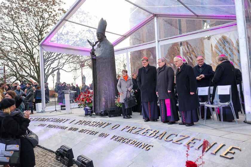 Obchody 60. rocznicy ogłoszenia Orędzia biskupów polskich do biskupów niemieckich we Wrocławiu
