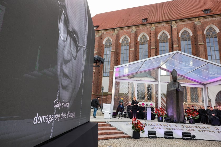 Obchody 60. rocznicy ogłoszenia Orędzia biskupów polskich do biskupów niemieckich we Wrocławiu