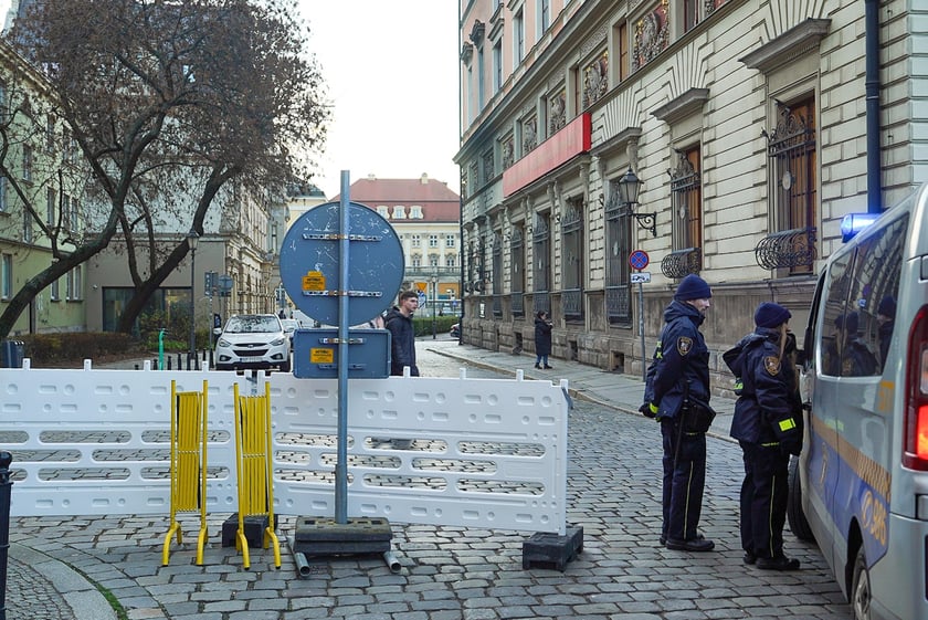 Plac Solny w dniu otwarcia Wrocławskiego Jarmarku Bożonarodzeniowego, 21 listopada 2025