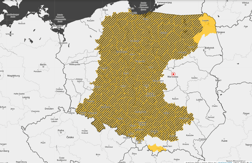 Powiększ obraz: <p>Ostrzeżenie meteorlologiczne przed gęstą mgłą obowiązujące do godz. 10.00 we wtorek 2 grudnia 2025 - mapa.</p>