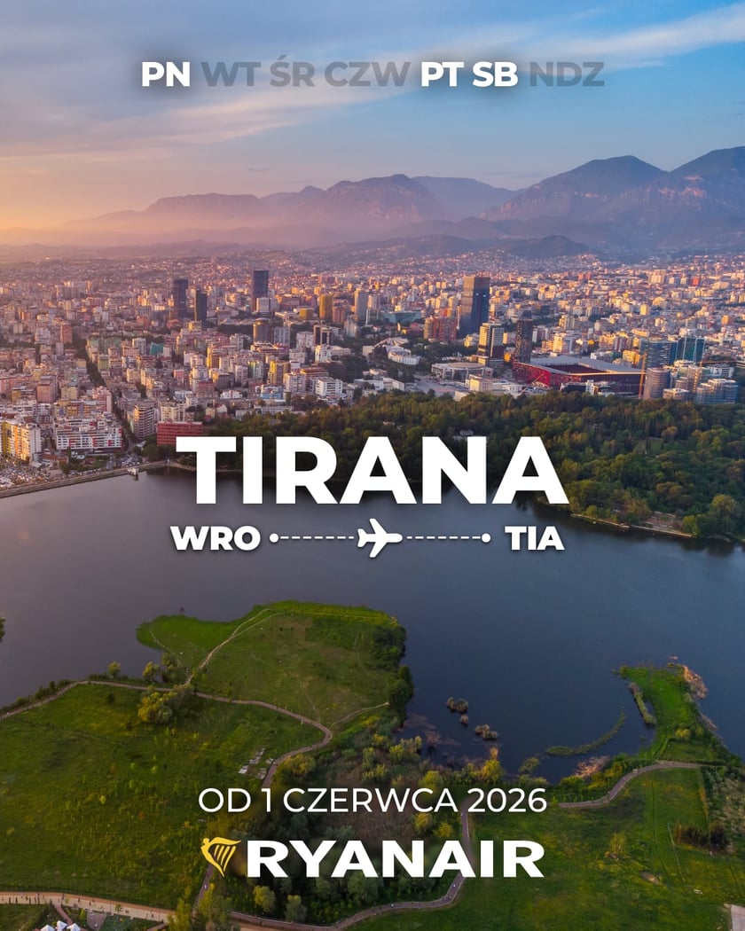 Powiększ obraz: Infografika przedstawiająca jezioro i miasto w tle z nałożonym napisem "Tirana" - uruchomienie połączeń lotniczych z Wrocławia  do stolicy Albanii przez Ryanair od 1 czerwca 2026 r.