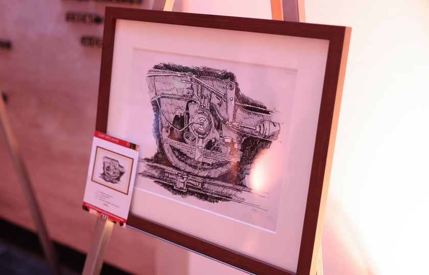 Na aukcji znalazło się wiele ciekawych przedmiot&oacute;w - łacznie 24