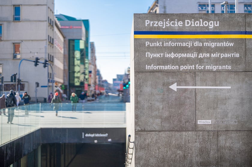 Przejście Dialogu - główny punkt informacyjno-konsultacyjny