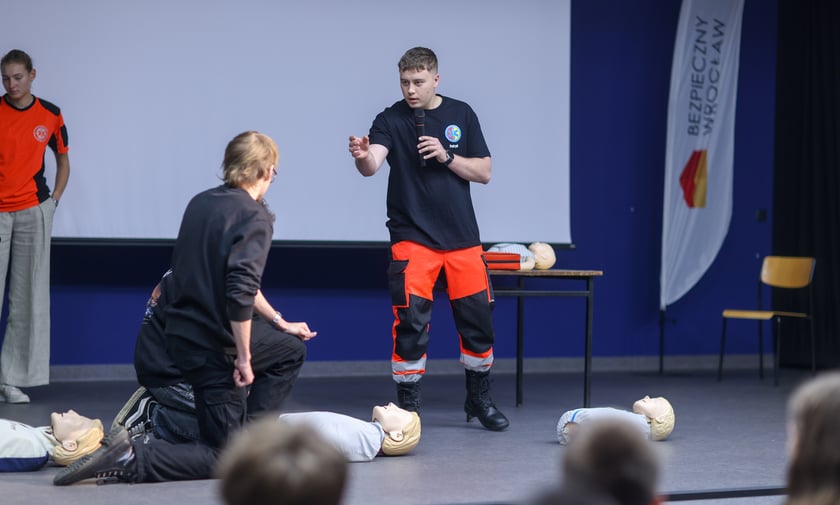 Szkolenie w ramach programu Bezpieczny Wrocław w ZS nr 1 we Wrocławiu