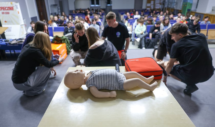 Szkolenie w ramach programu Bezpieczny Wrocław w ZS nr 1 we Wrocławiu
