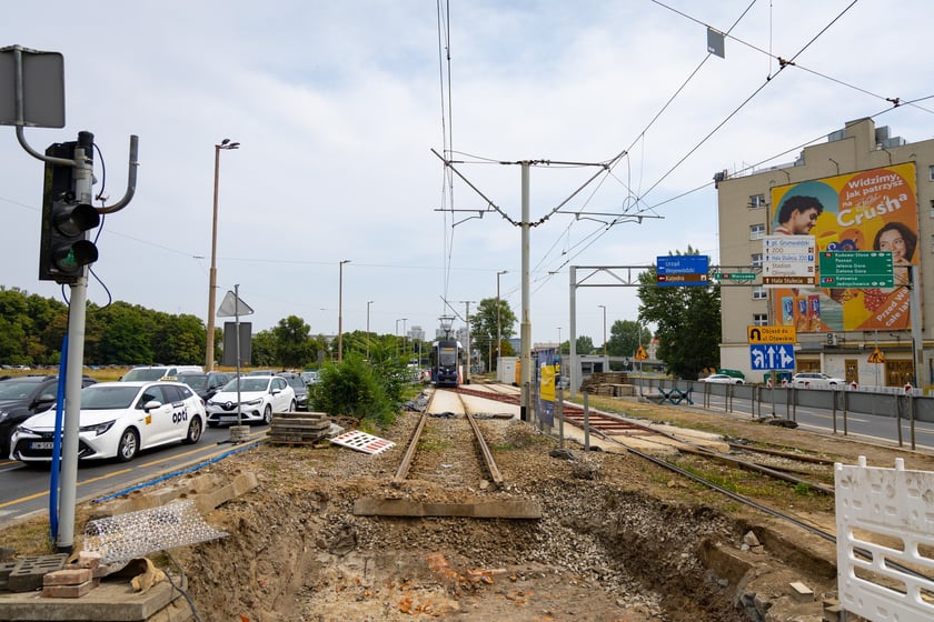 Remont torowiska na ulicy Traugutta w rejonie skrzyżowania z Krasińskiego