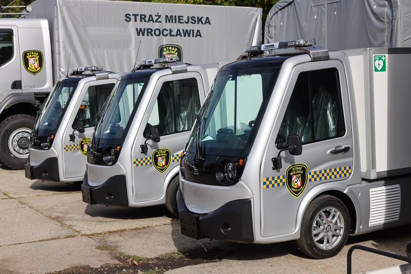 Prezentacja nowych pojazdów i specjalistycznego sprzętu Straży Miejskiej Wrocławia.