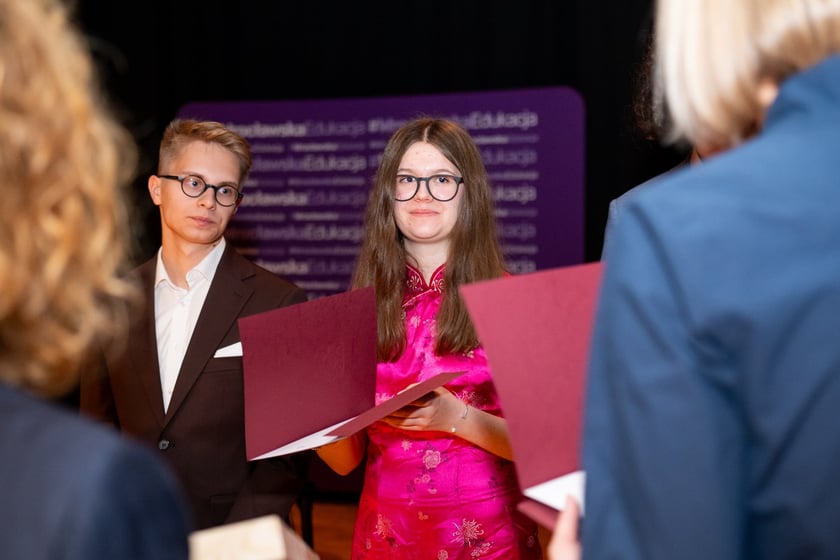 Stypendia dla uczniów w ramach „Wrocławskiego Programu Wspierania Uzdolnionych - PROMOVERE TALENTA”