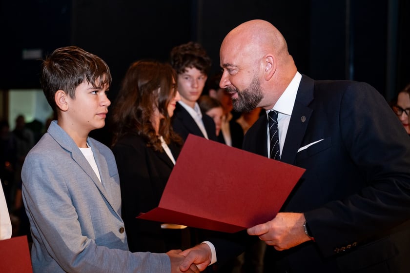 Stypendia dla uczniów w ramach „Wrocławskiego Programu Wspierania Uzdolnionych - PROMOVERE TALENTA”