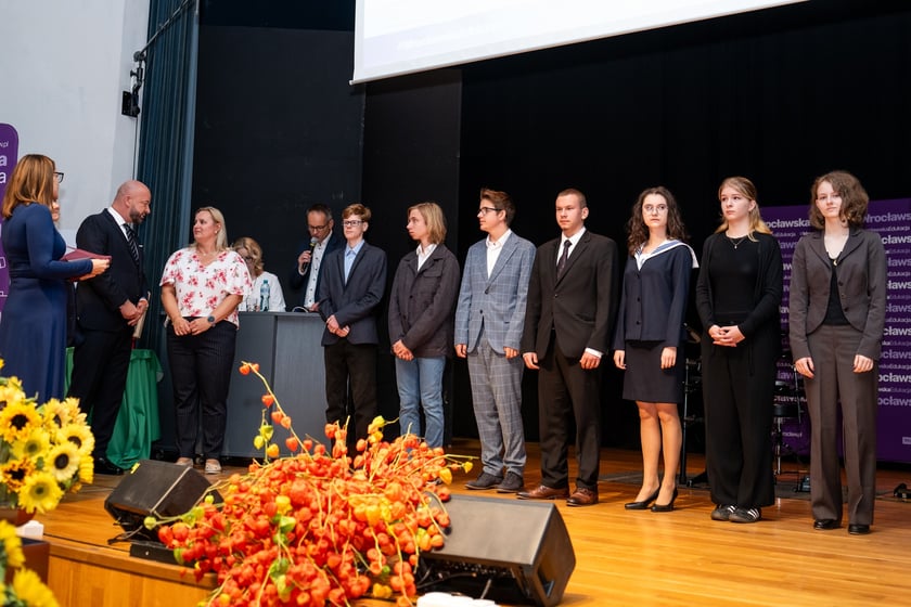 Stypendia dla uczniów w ramach „Wrocławskiego Programu Wspierania Uzdolnionych - PROMOVERE TALENTA”