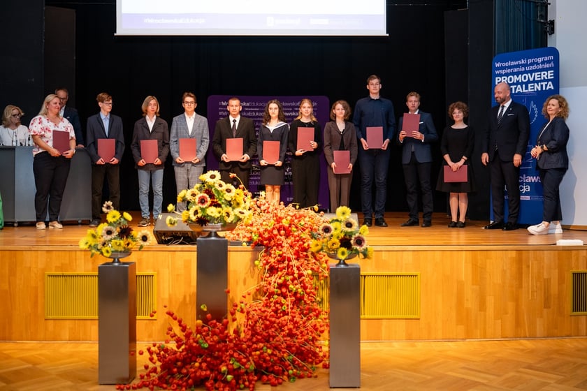 Stypendia dla uczniów w ramach „Wrocławskiego Programu Wspierania Uzdolnionych - PROMOVERE TALENTA”