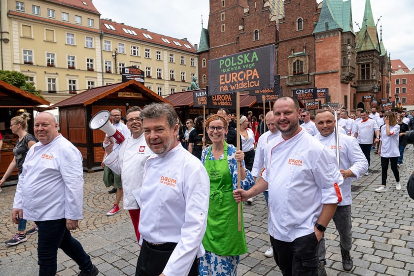 Europa na widelcu 2022, parada kucharzy