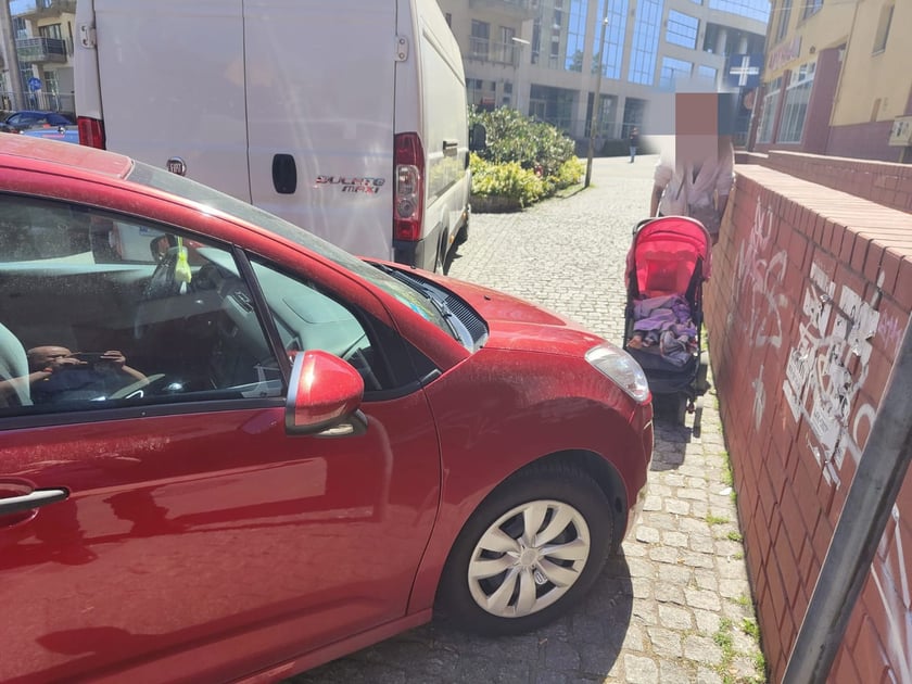 Tak parkują "mistrzowie" z Wrocławia