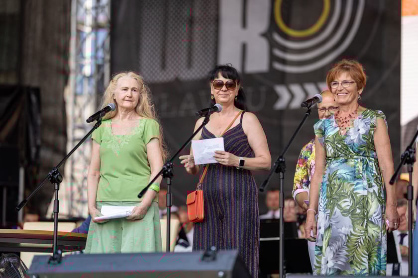 Koncert ?Hej szable w dłoń!? poświęcony Andrzejowi Waligórskiemu na Rynku we Wrocławiu, 26.06.2022 r.