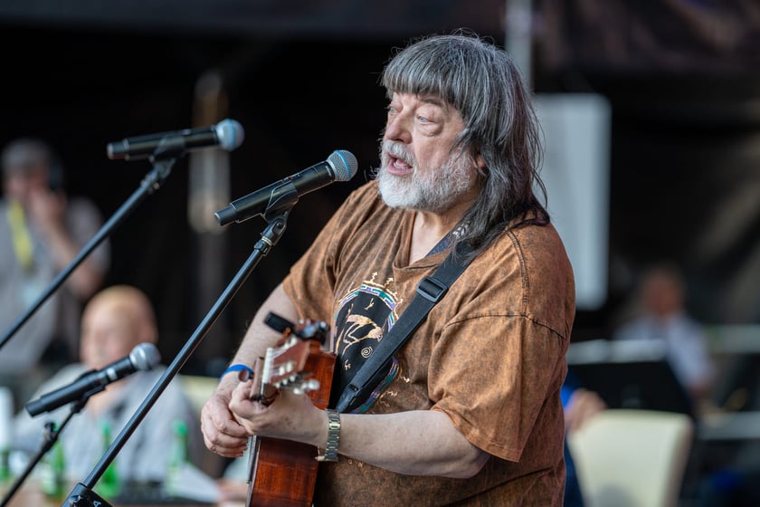 Koncert ?Hej szable w dłoń!? poświęcony Andrzejowi Waligórskiemu na Rynku we Wrocławiu, 26.06.2022 r.