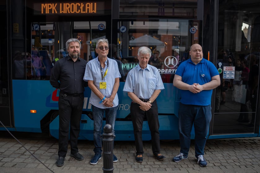 Wrocław pamięta o Andrzeju Waligórskim: tramwaj jego imienia i  wrocławski krasnal, 26.06.2022 r.