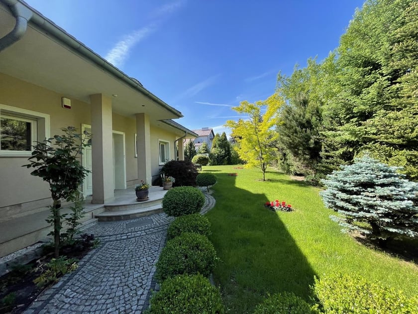 Willa na ul. Gałczyńskiego. Cena: 4 800 000 złotych. Powierzchnia: 367 m2