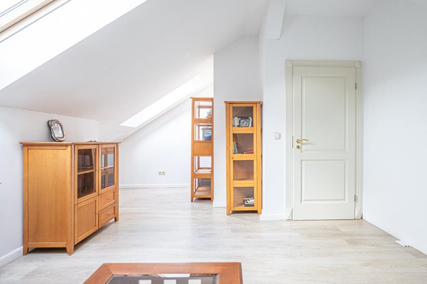 Willa na ul. Gałczyńskiego. Cena: 4 800 000 złotych. Powierzchnia: 367 m2