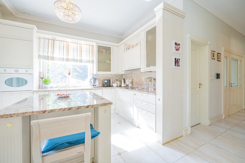 Willa na ul. Gałczyńskiego. Cena: 4 800 000 złotych. Powierzchnia: 367 m2