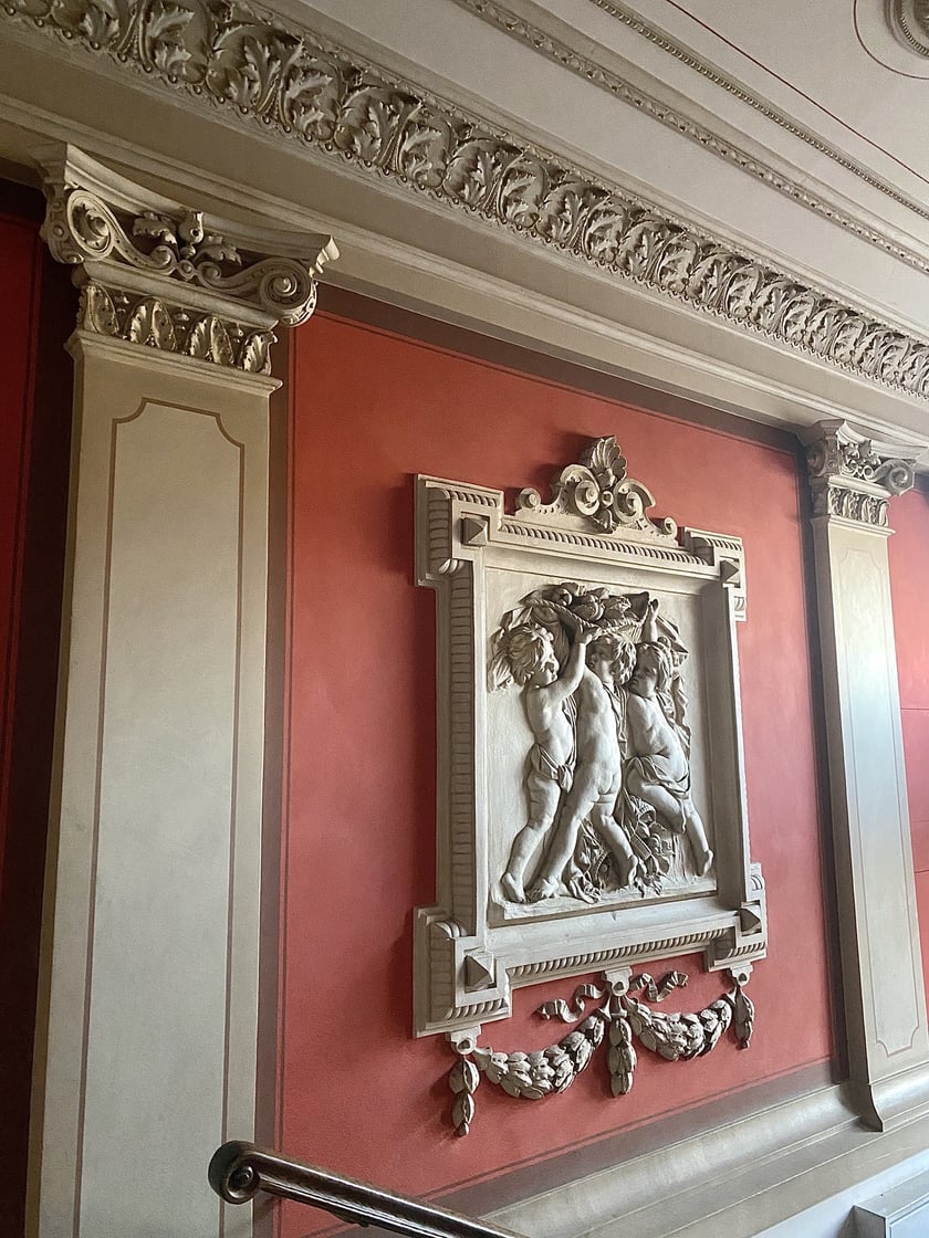 Najładniejsze kamienice, klatki schodowe i sienie Wrocławia