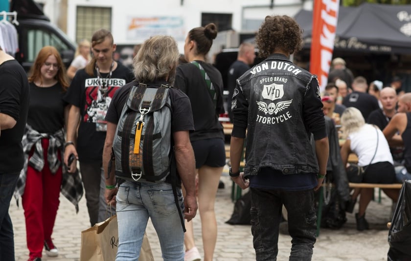 W Browarze Mieszczańskim na zwiedzających czeka kilkadziesiąt pojazdów (samochodów i bike?ów), blisko 50 wystawców z różnych branż, koncerty na żywo, plebiscyty ?best bike? i ?best car?, oraz wiele innych atrakcji