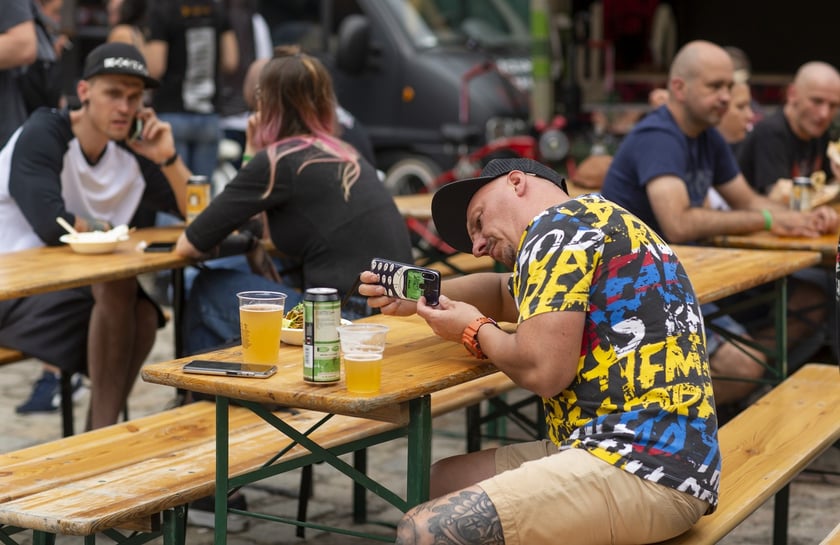 W Browarze Mieszczańskim na zwiedzających czeka kilkadziesiąt pojazdów (samochodów i bike?ów), blisko 50 wystawców z różnych branż, koncerty na żywo, plebiscyty ?best bike? i ?best car?, oraz wiele innych atrakcji