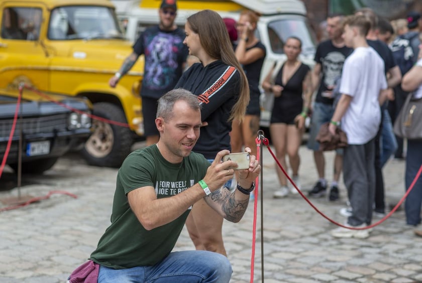 W Browarze Mieszczańskim na zwiedzających czeka kilkadziesiąt pojazdów (samochodów i bike?ów), blisko 50 wystawców z różnych branż, koncerty na żywo, plebiscyty ?best bike? i ?best car?, oraz wiele innych atrakcji