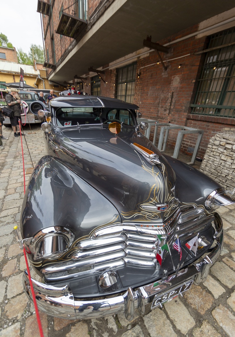 W Browarze Mieszczańskim na zwiedzających czeka kilkadziesiąt pojazdów (samochodów i bike?ów), blisko 50 wystawców z różnych branż, koncerty na żywo, plebiscyty ?best bike? i ?best car?, oraz wiele innych atrakcji
