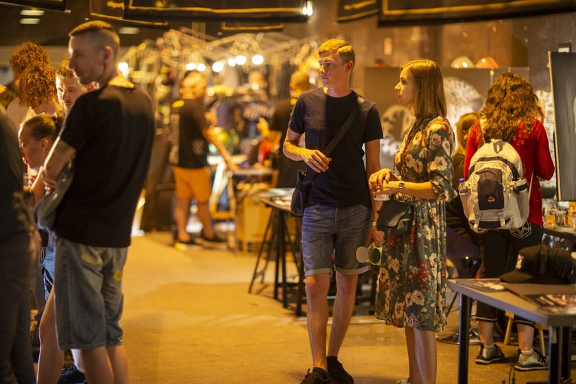 W Browarze Mieszczańskim na zwiedzających czeka kilkadziesiąt pojazdów (samochodów i bike?ów), blisko 50 wystawców z różnych branż, koncerty na żywo, plebiscyty ?best bike? i ?best car?, oraz wiele innych atrakcji