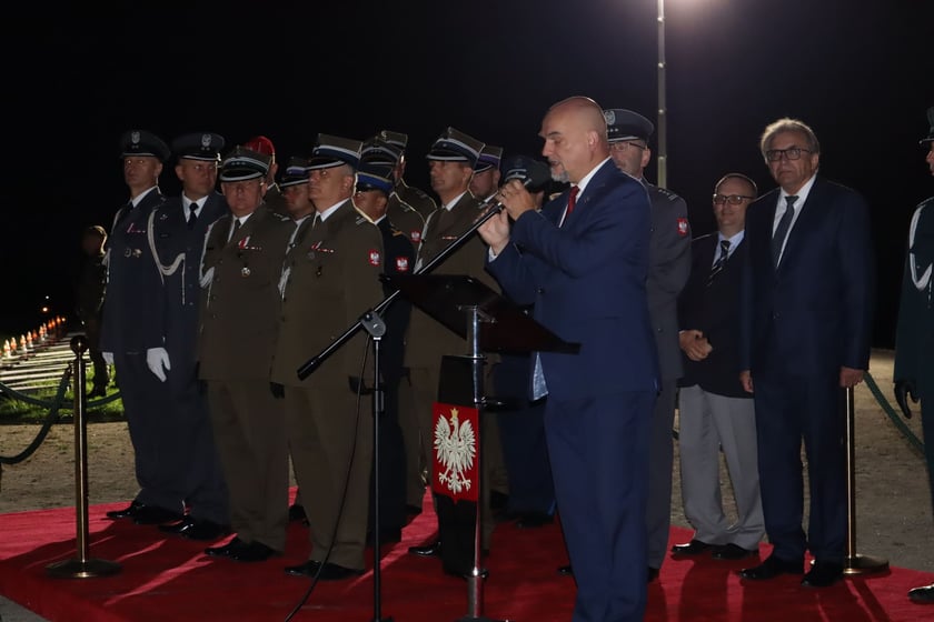 Uroczyste obchody 83. rocznicy wybuchu II wojny światowej na Cmentarzu Żołnierzy Polskich we Wrocławiu