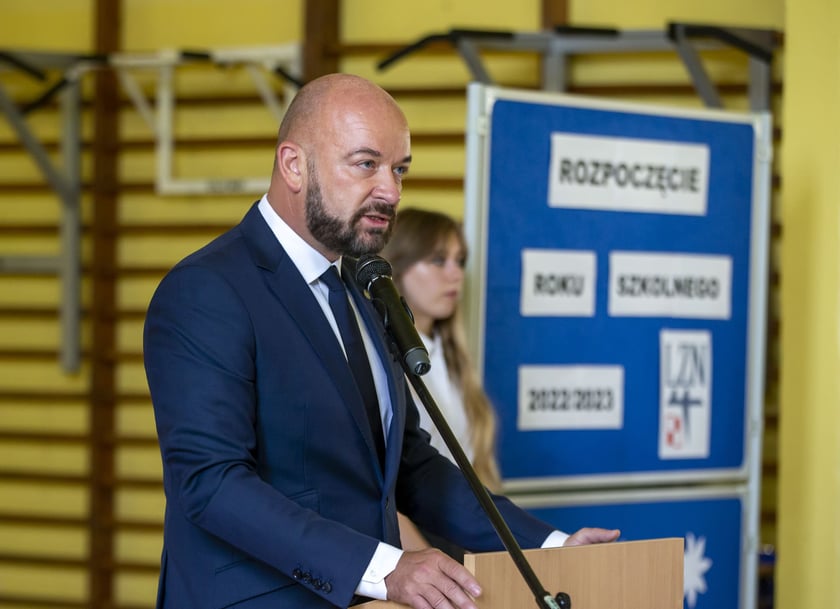 Rozpoczęcie roku szkolnego 2022/2023 w Lotniczych Zakładach Naukowych