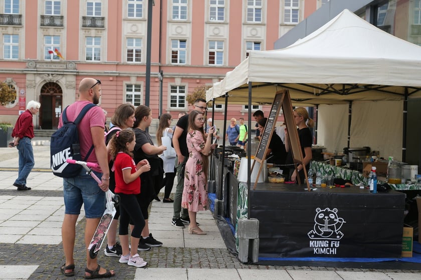 Festiwal Pierogów Świata 2022 na pl. Nowy Targ we Wrocławiu