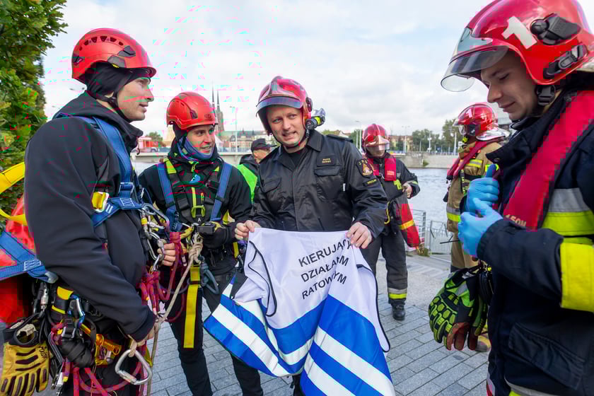 Ćwiczenia straży pożarnej we Wrocławiu ODRA 2022