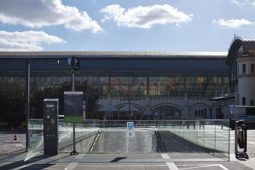 Dawny schron przy dworcu głównym PKP