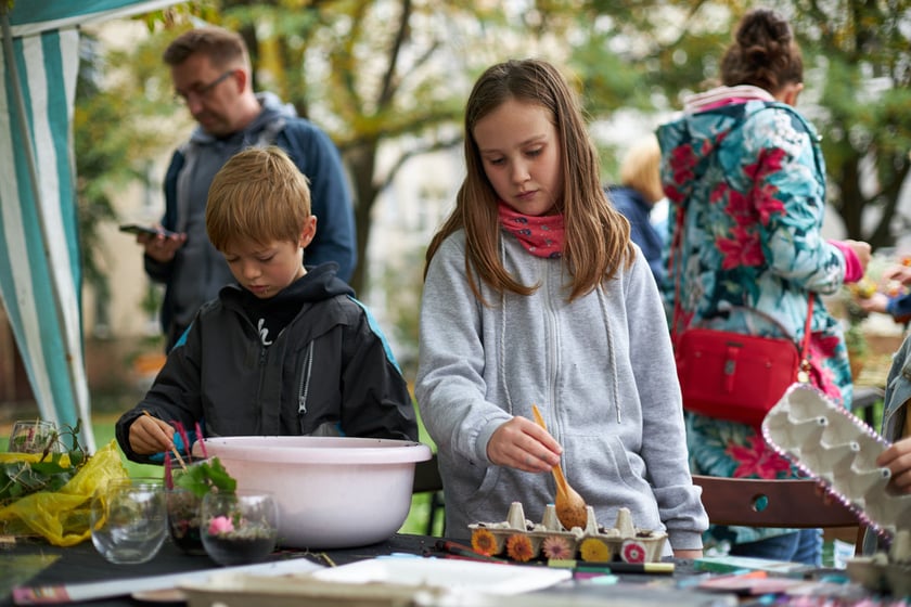 Projekt Grow Green. Warsztaty ogrodnicze, florystyczne, zabawy dla dzieci na osiedlu Ołbin